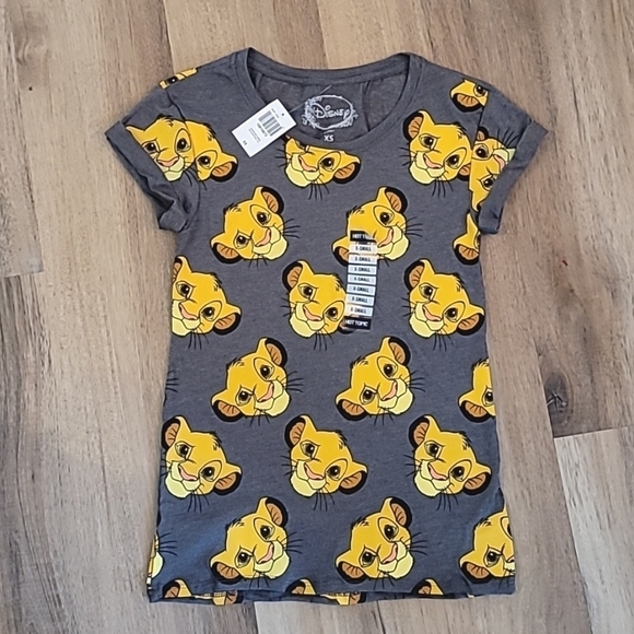 Disney Tops - NWT Hot Topic Simba Cuffed Tee Grey XS